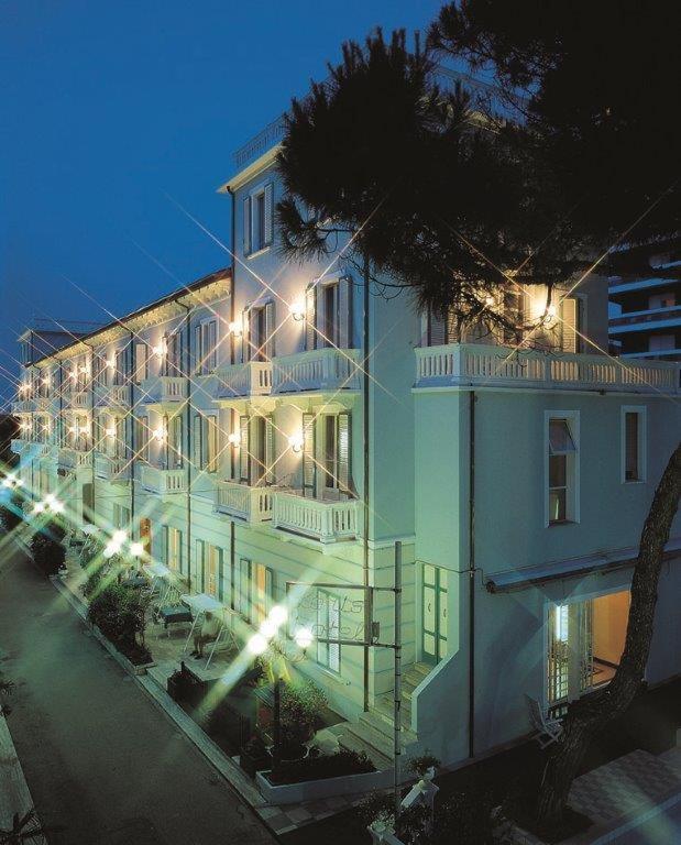Hotel Loris - Valentini Family Village Bellaria-Igea Marina Exterior photo